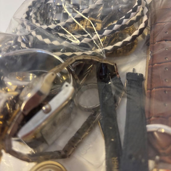 Lot Bundle Bag of Mystery Jewelry 2 Pounds Vintage Designer Assorted Quality - Picture 5 of 9